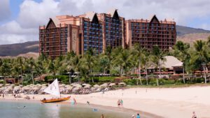 Read more about the article Tour of Aulani, a Disney Resort & Spa | Expedia